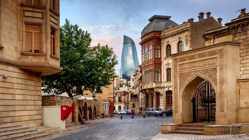 Arrival in Baku